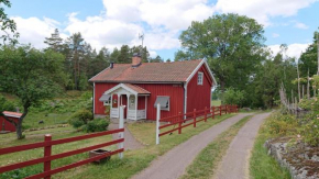 Året runt i väldigt härlig natur Bo på lantgård in Rimforsa